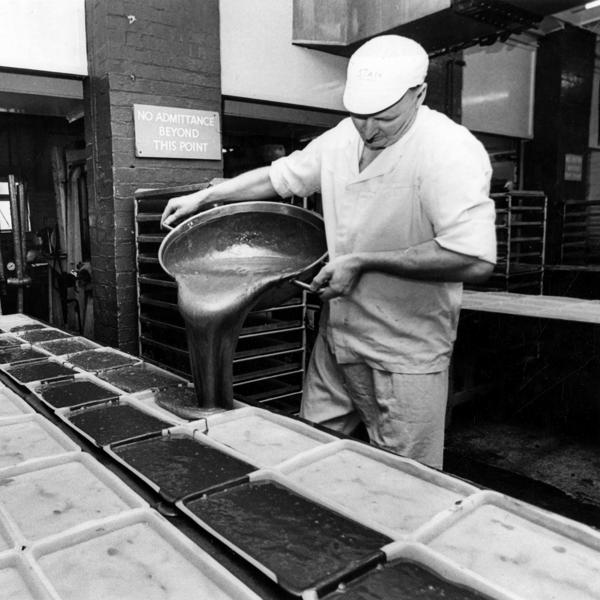 Sweet making at J.W. Thornton, confectioner, Archer Road, 1976