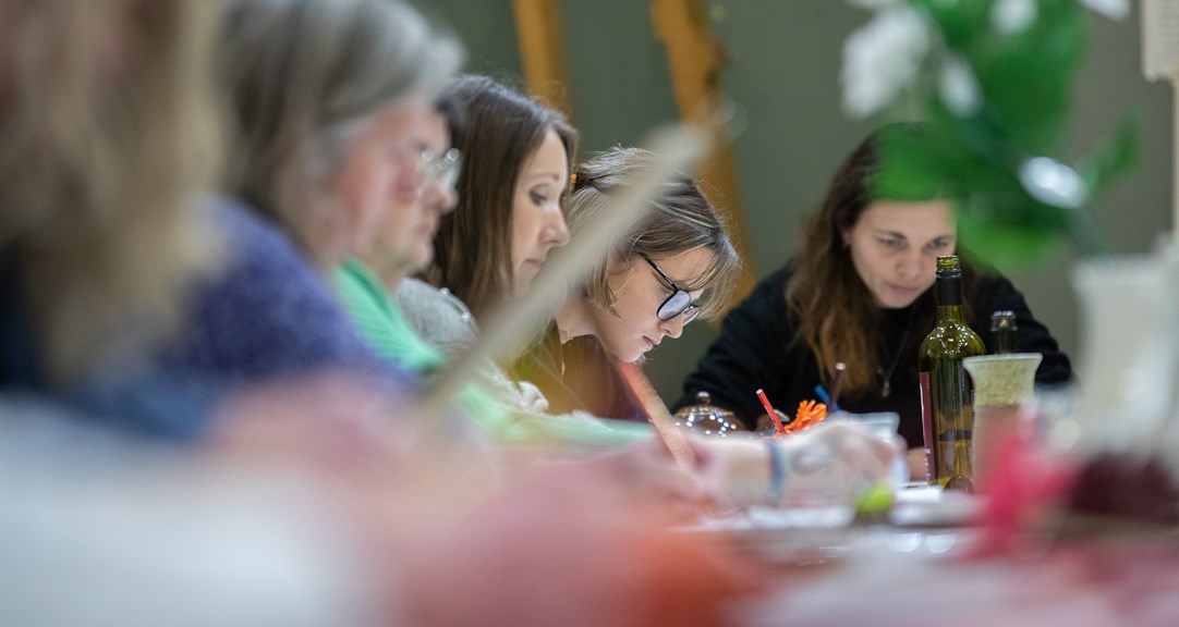 Evening Workshop: An Introduction to Alcohol Ink - Sheffield Museums Trust